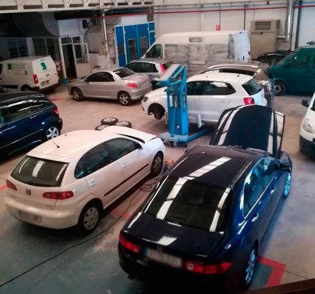 coches en taller