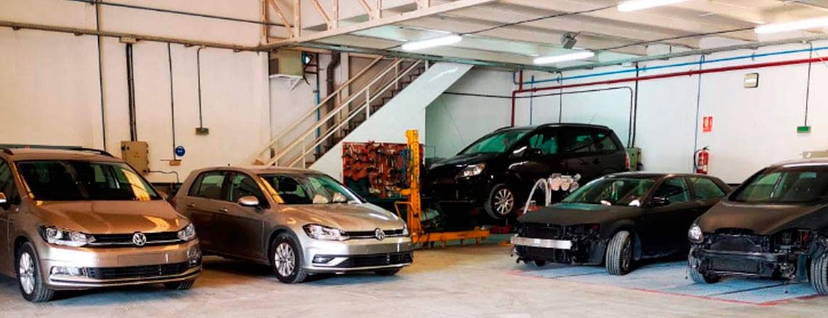 vehículos en taller